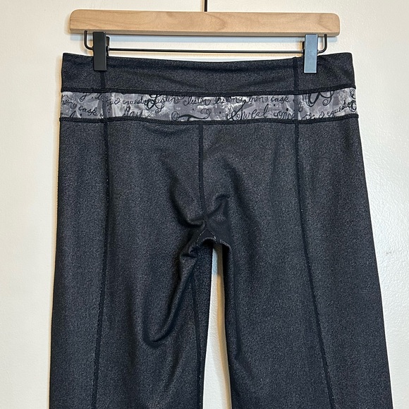 🎉LULULEMON High Rise Flared Leggings Pants Size 6 - Picture 6 of 16